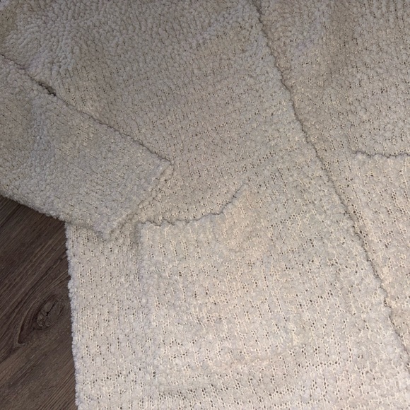 Fluffy Cardigan with Pockets - Picture 3 of 6